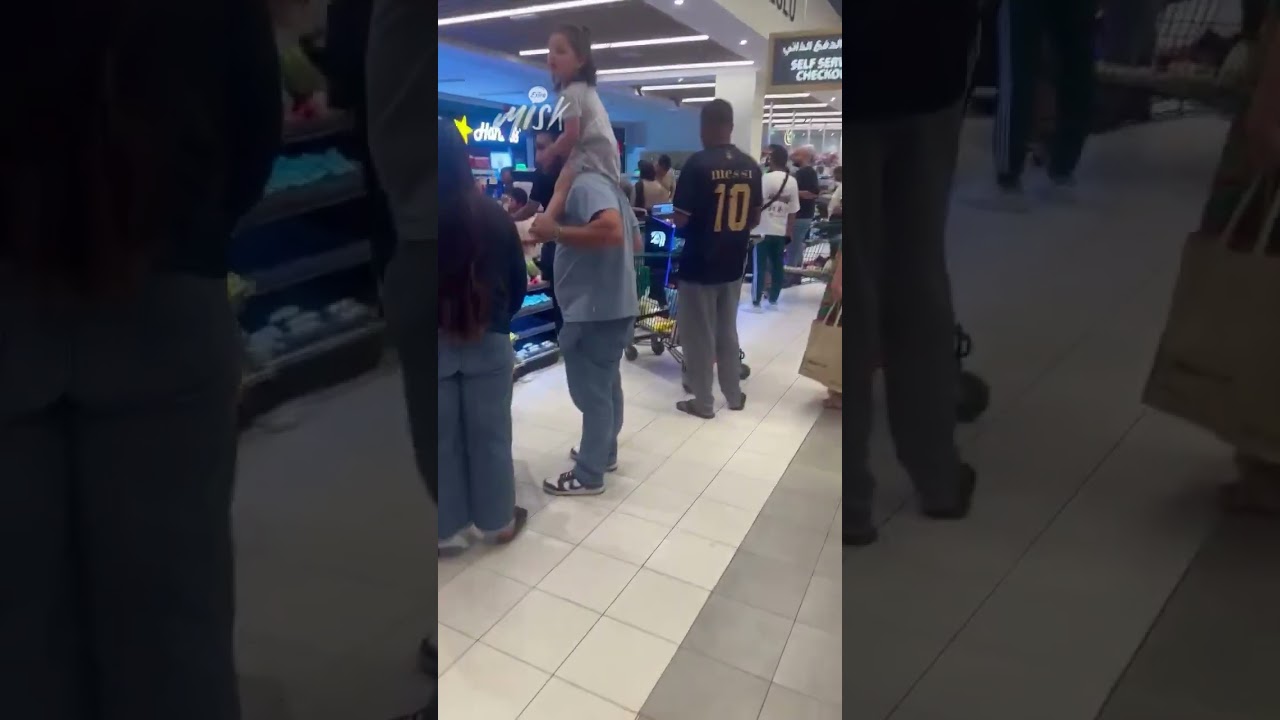 خلو بعض المتاجر في الدولة من مواد غذائية.. والاقتصاد تؤكد وفرة المخزون الاستراتيجي