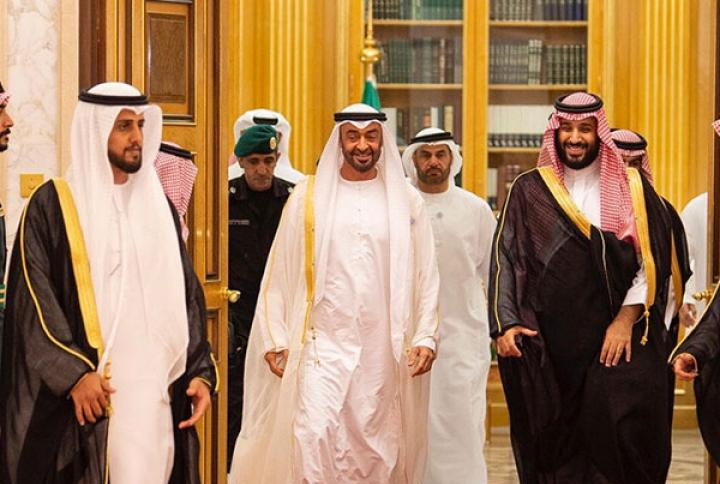 ورقة بحثية: تقارب الرياض وأبوظبي مفتاح بناء جبهة خليجية موحدة لردع إيران وحماية الملاحة