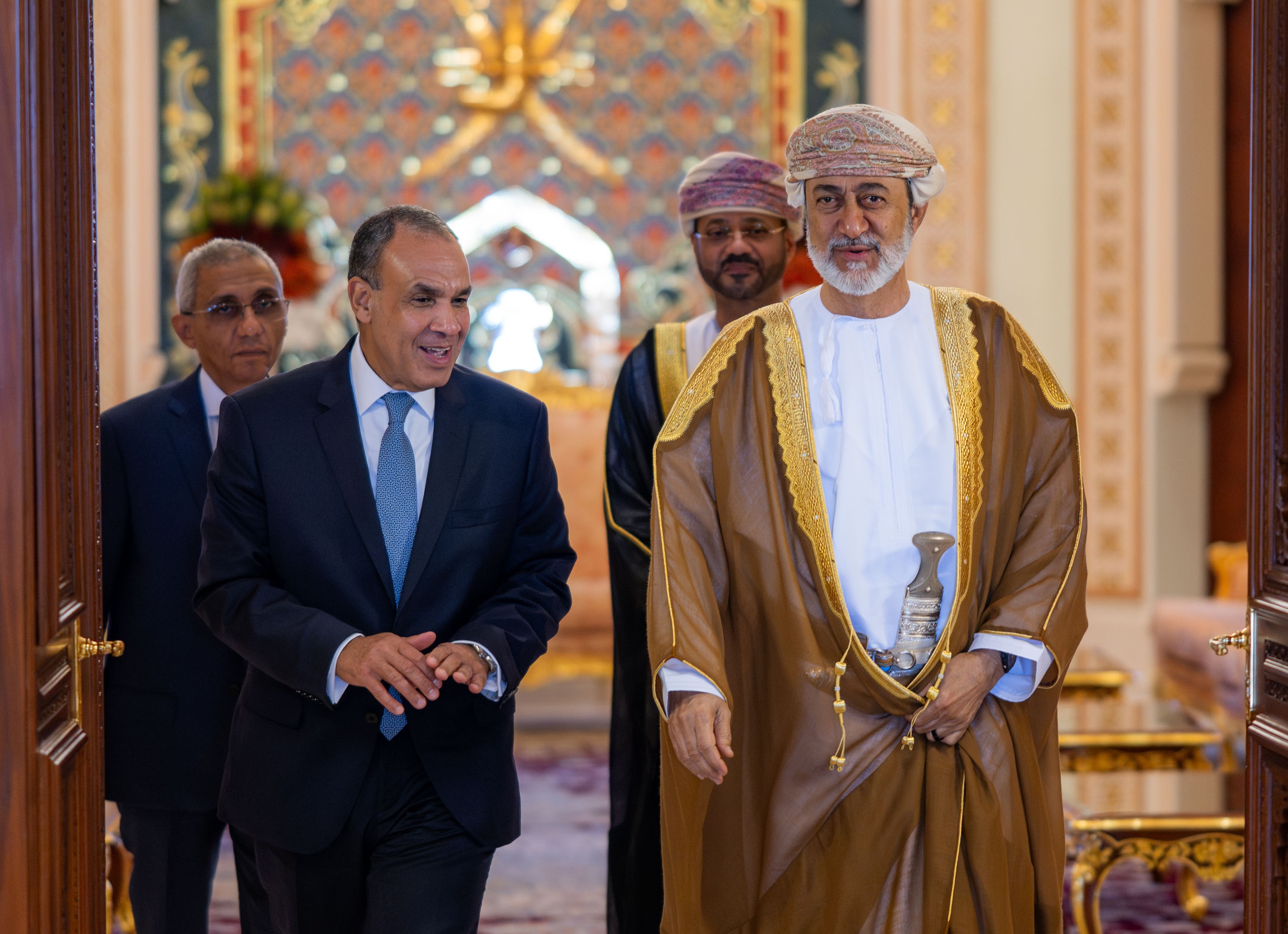 عُمان ومصر تؤكدان أهمية توحيد الجهود لوقف التصعيد بالمنطقة