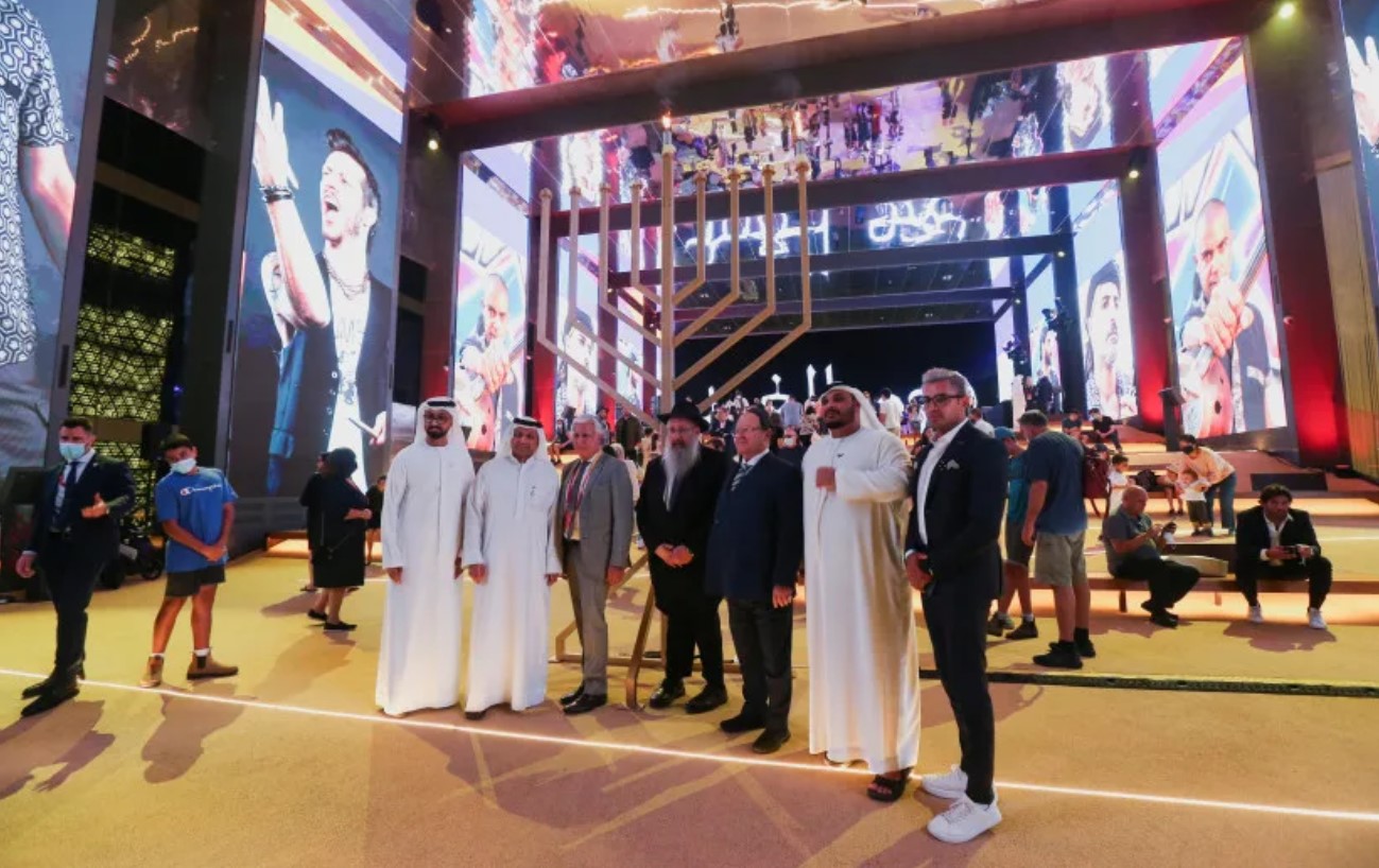 سفراء الإمارات والسعودية يحضران مأدبة عشاء "يهودية" في واشنطن