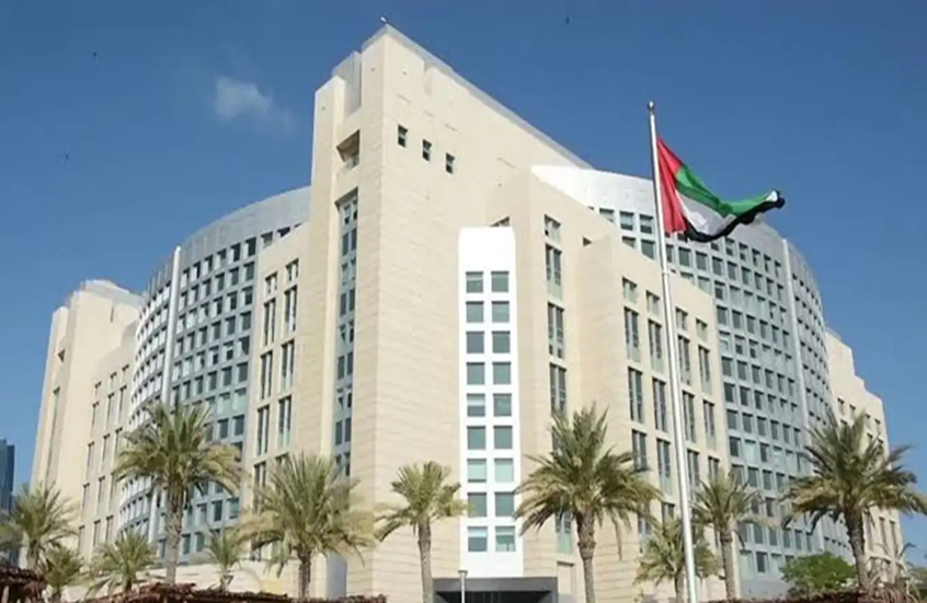 الإمارات تدين اختطاف ناقلة نفط مصرية قبالة اليمن وتحذر من تهديد الملاحة الدولية