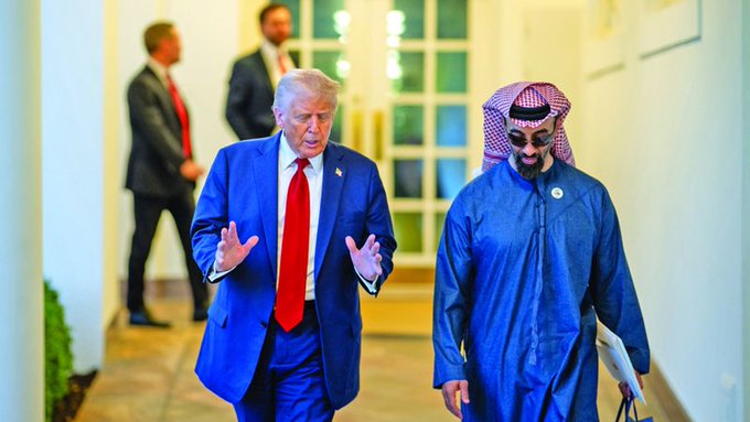 وول ستريت جورنال: تحقيقات ديمقراطية في استثمار إماراتي ضخم بشركة عملات رقمية مرتبطة بعائلة ترامب