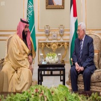 دولة عربية تحاول إقناع عباس بقبول "مبادرة سلام معدّلة"