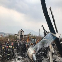 تحطم طائرة تقل أكثر من 80 راكبًا في المكسيك