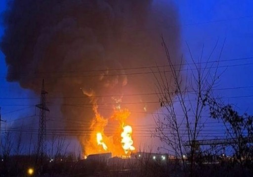 قصف يتسبب باندلاع حريق بمستودع للنفط في منطقة روسية محاذية لأوكرانيا