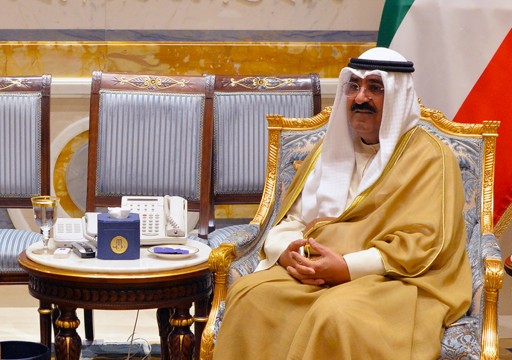 ولي عهد الكويت يعلن إعادة تشكيل الحكومة بعد اعتراض نواب في البرلمان
