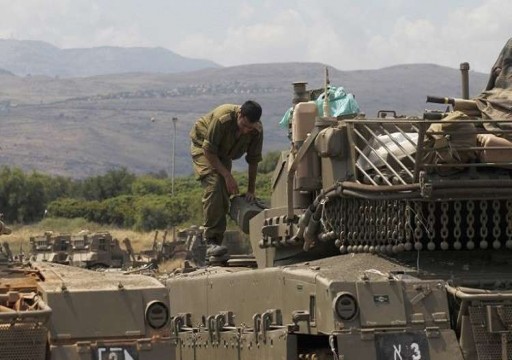 إسرائيل تلمح إلى إمكانية استخدام أسلحة "غير اعتيادية" ضد حزب الله