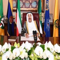 أمير الكويت يدعو إلى الوحدة  بين المسلمين في مواجهة أزمات المنطقة