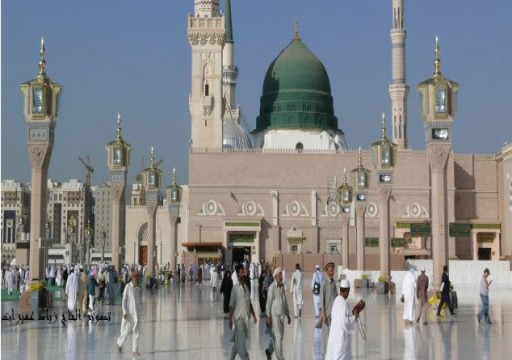السعودية تحدد 7 كتب للأئمة يقرؤنها على المصلين بالمساجد
