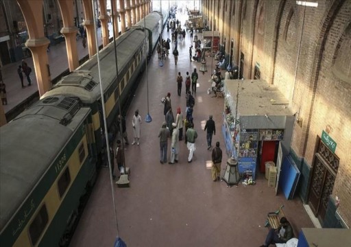 باكستان تستأنف رحلات قطار سريع إلى الهند