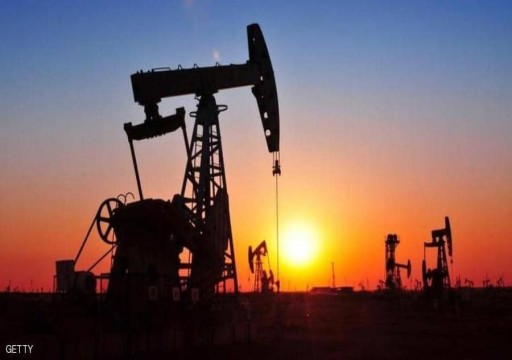 النفط يقفز 3% بدعم من هبوط المخزون الأمريكي وخفض في إنتاج أوبك