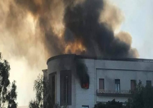 3 قتلى وخمسة جرحى بهجوم انتحاري على مبنى الخارجية الليبية