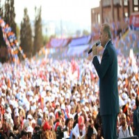 أردوغان يعد بانتصار تاريخي بالانتخابات المبكرة