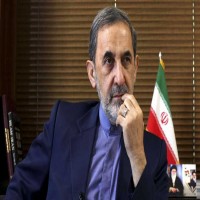 كبير مستشاري خامنئي يرفض عرضاً أمريكياً للقاء زعماء إيرانيين
