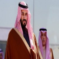 ابن سلمان يختتم زيارة سريعة للكويت وسط توقعات بمناقشة الأزمة مع قطر