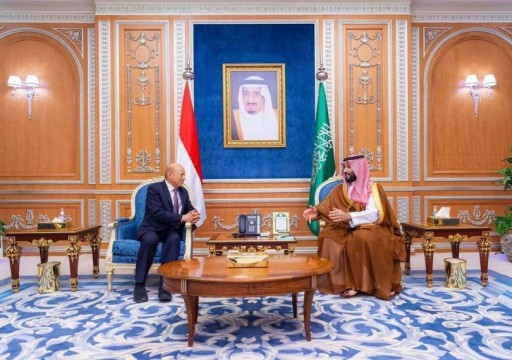 ولي العهد السعودي يلتقي أعضاء المجلس الرئاسي الجديد باليمن