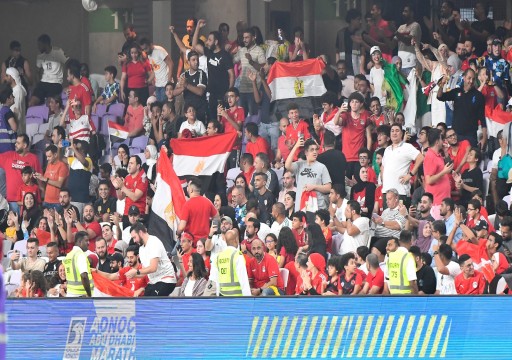 استياء عربي بسبب غياب علم فلسطين في مباراة مصر والجزائر بالإمارات