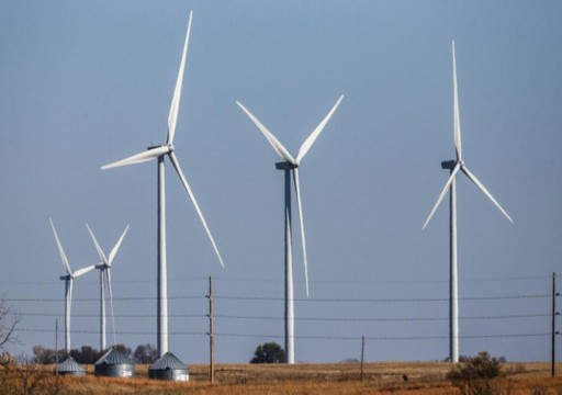 "أبوظبي للطاقة" تفوز بأول مشروع استثماري لطاقة الرياح بالسعودية