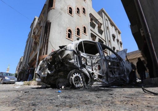 موقع أميركي يرجح تورط طائرات إماراتية في قصفت طرابلس