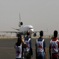 الصليب الأحمر يسحب 71 من موظفيه الأجانب في اليمن لانعدام الأمن