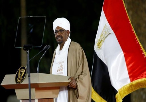 زعيم حزب الأمة يدعو الرئيس السوداني للتنحي
