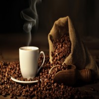قاض أمريكي يلزم بائعي القهوة بوضع تحذير من خطر الإصابة بالسرطان
