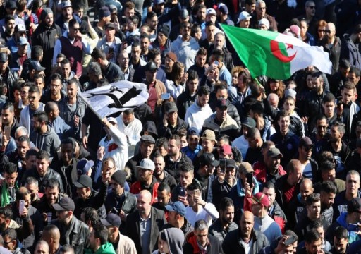 جمعية العلماء المسلمين الجزائريين: لا تستهينوا بهدير الغليان المنبعث من الشعوب