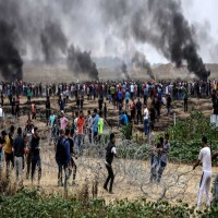 إسرائيل تخشى المواجهة العسكرية مع حماس وجهات دولية تطالبها بالسيطرة على المتظاهرين