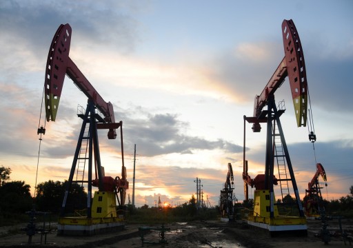 أسعار النفط تقفز 2% بعد اتفاق "أوبك+"