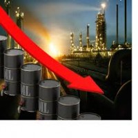 النفط ينزل من أعلى مستوى في 4 أشهر بفعل مخاوف اقتصادية