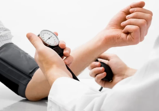 ثمان نصائح طبية للتعامل مع ارتفاع ضغط الدم