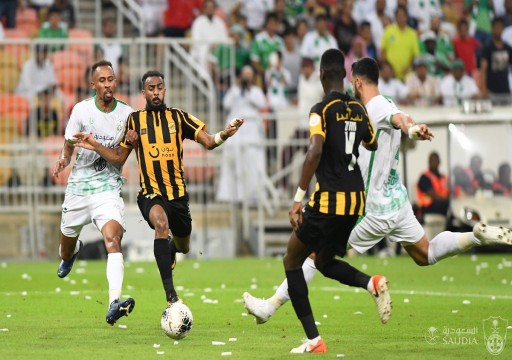 الأهلي يحسم ديربي جدة بثنائية في الدوري السعودي