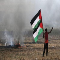 الاحتلال يطلق النار على المشاركين في مسيرة العودة بغزة