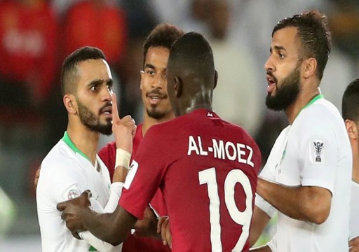 "نيويورك تايمز" تكشف كواليس مباراة السعودية وقطر