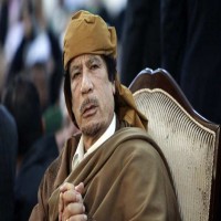 سفير ليبي سابق يكشف كيف أدت مكالمة هاتفية إلى مقتل القذافي