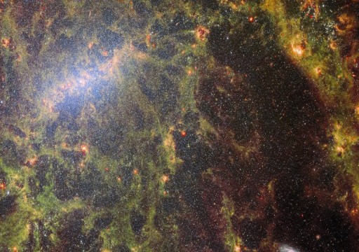 صور حديثة لتلسكوب ويب تسلط الضوء على "نجوم العذراء"