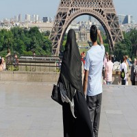 تقرير حقوقي: المسلمون في فرنسا أكثر عرضة للإقصاء