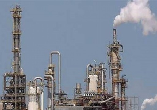 النفط يصعد بعد هجوم الحوثيين على حقل سعودي