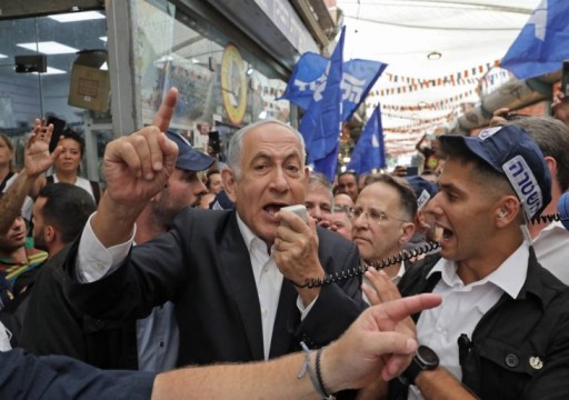 نتنياهو يحاول العودة للسلطة الإسرائيلية في سباق انتخابي محتدم