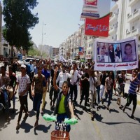 العشرات يتظاهرون باليمن رفضاً للقوات الأمنية المدعومة إماراتياً