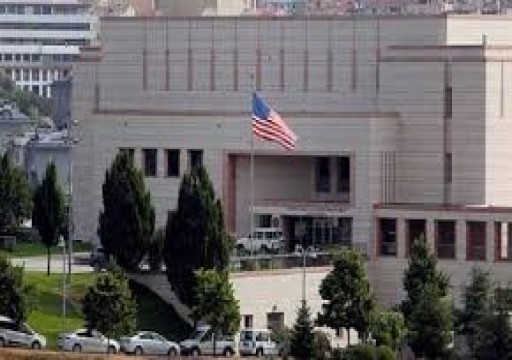 واشنطن تنفي تعليق خدمات سفارتها في بغداد