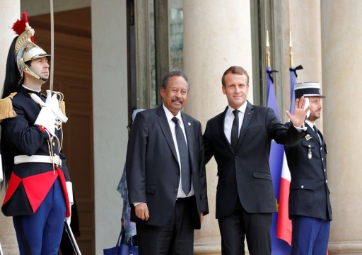 فرنسا تعرض استضافة مؤتمر لديون السودان فور رفع العقوبات الأمريكية