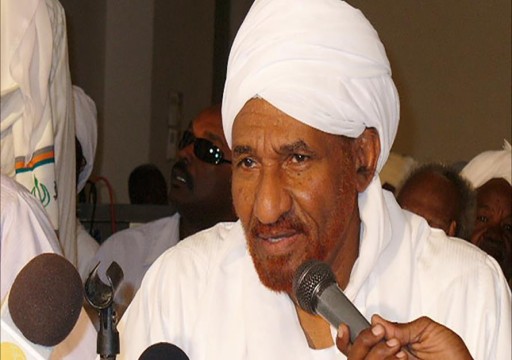 زعيم المعارضة السودانية يدعو إلى رحيل النظام وتشكيل حكومة انتقالية