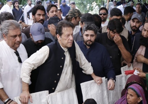 باكستان.. احتجاجات ضد استبعاد عمران خان من تولي أي منصب عام