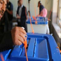 العبادي يتصدر الانتخابات التشريعية العراقية