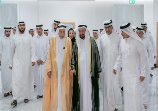 حاكم الشارقة يفتتح الدورة الأولى من "معرض الكتاب الإماراتي"