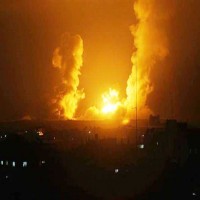غارات إسرائيلية على غزة.. وحماس تردّ بإطلاق قذائف نحو بلدات حدودية