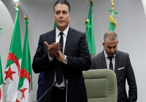 حزب جزائري يجمّد أنشطته في البرلمان احتجاجا على “هيمنة الحُكم على السلطة التشريعية”