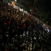 وقفة احتجاجية بالعاصمة الأردنية تطالب بحل البرلمان وسحب قانون الضريبة