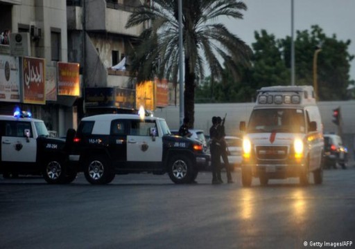 السعودية: مطلوب أمني يفجر نفسه ويصيب أربعة أشخاص بجدة